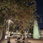 Boutique-hotel Kronenstuben - Unschlagbare Zentrumsnaehe Direkt Am Marstall & Marktplatz - Schloss In 3 Min - Fruehstueck - Langzeitmiete 3*