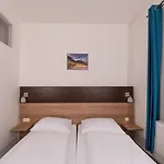 Boutique-hotel Kronenstuben - Unschlagbare Zentrumsnähe Direkt Am Marstall&marktplatz - Schloss In 3 Min - Frühstück - Langzeitmiete Hotel