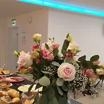 Boutique-hotel Kronenstuben - Unschlagbare Zentrumsnaehe Direkt Am Marstall & Marktplatz - Schloss In 3 Min - Fruehstueck - Langzeitmiete 3* لودفيغسبرغ