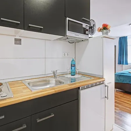 Boutique-hotel Kronenstuben - Unschlagbare Zentrumsnaehe Direkt Am Marstall & Marktplatz - Schloss In 3 Min - Fruehstueck - Langzeitmiete Ξενοδοχείο