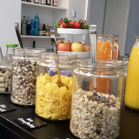 Hotel Boutique-hotel Kronenstuben - Unschlagbare Zentrumsnaehe Direkt Am Marstall & Marktplatz - Schloss In 3 Min - Fruehstueck - Langzeitmiete 3*