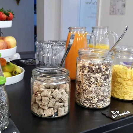 Boutique-hotel Kronenstuben - Unschlagbare Zentrumsnaehe Direkt Am Marstall & Marktplatz - Schloss In 3 Min - Fruehstueck - Langzeitmiete 3* לודוויגסבורג