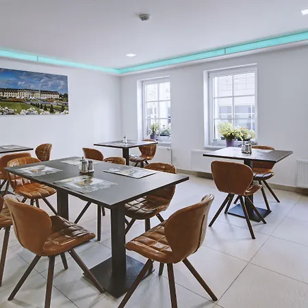 Boutique-hotel Kronenstuben - Unschlagbare Zentrumsnaehe Direkt Am Marstall & Marktplatz - Schloss In 3 Min - Fruehstueck - Langzeitmiete Ξενοδοχείο